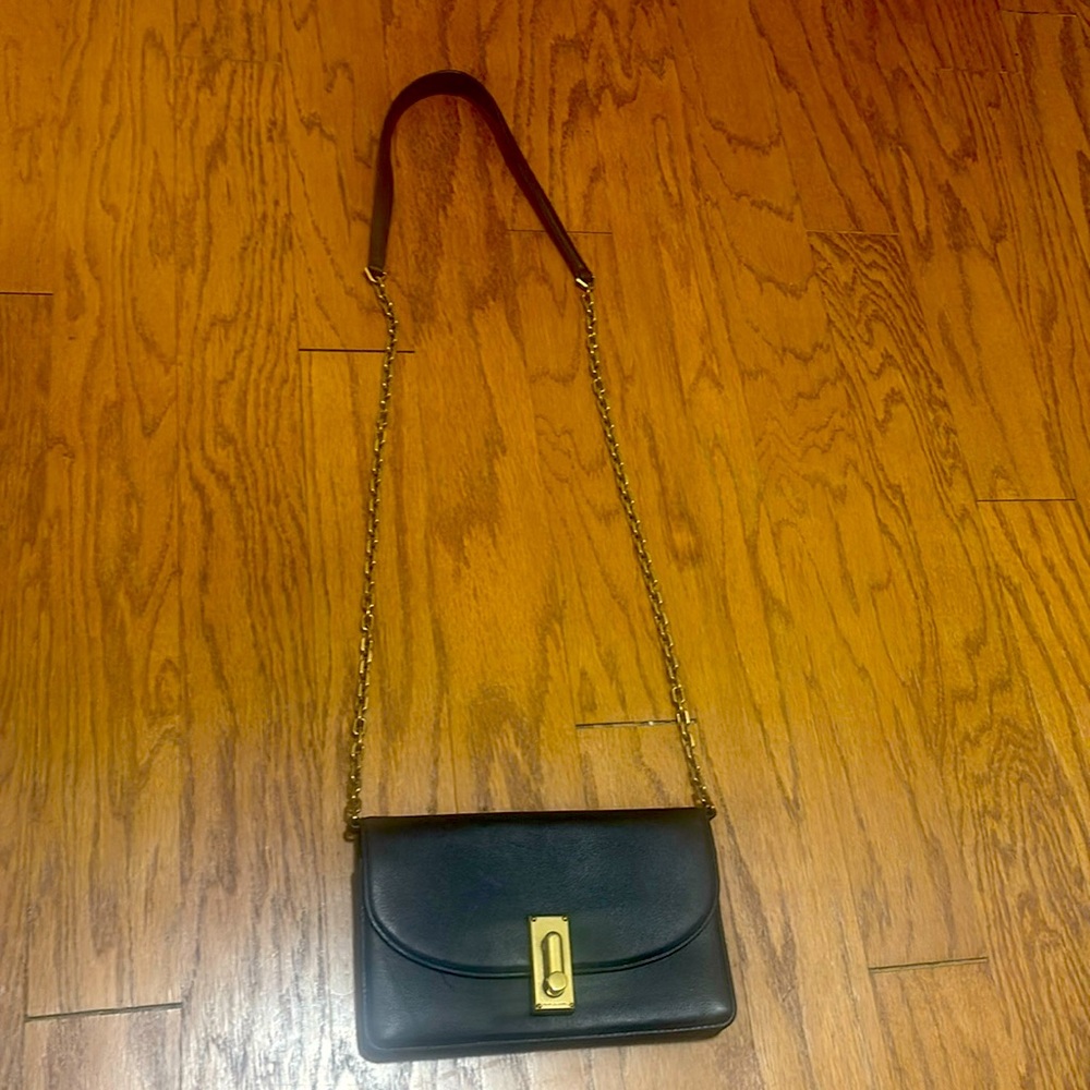 Marc Jacobs crossbody wallet purse, black.